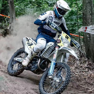 เสื้อกีฬาแข่งรถวิบาก Husqvarna และกางเกงคอมโบ สําหรับรถวิบาก และรถวิบาก 2023