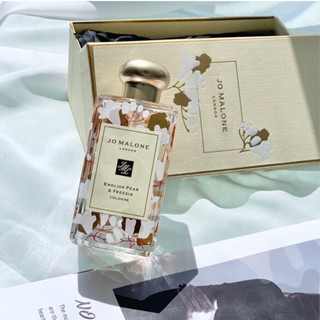 Zumalong Limited Edition น้ําหอมผู้หญิง กลิ่นลูกแพร์ และฟรีเซีย Eau De Toilette 100 มล.