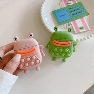 เคสหูฟังบลูทูธ ซิลิโคนนิ่ม คลายเครียด ลายการ์ตูนกบน้อยน่ารัก สําหรับ airpods 1 2 pro 3