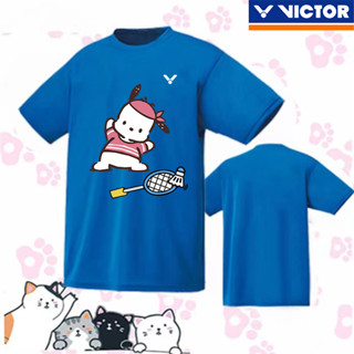 Victor 2023 ใหม่ เสื้อยืดลําลอง แขนสั้น คอกลม ลายไม้แบดมินตัน สไตล์เกาหลี เหมาะกับการเล่นกีฬา เทนนิส เทนนิส เทนนิส สําหรับผู้ชาย และผู้หญิง