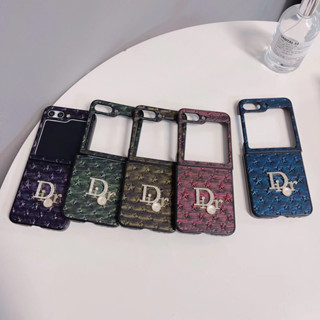 พร้อมส่ง เคสโทรศัพท์มือถือหนัง พับได้ กันลื่น ลายโลโก้เพชร D.Three 3D สําหรับ Samsung z Flip 2/3/4/5. Samsun z Fold 2/3/4/5