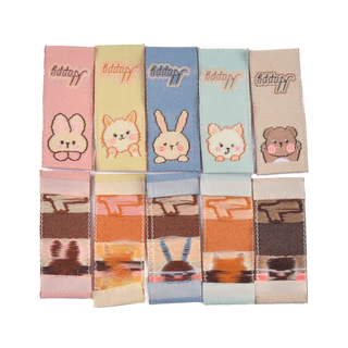 50ชิ้นผสมการ์ตูนสัตว์เย็บปักถักร้อยป้ายอุปกรณ์เย็บผ้าเสื้อผ้ากระเป๋ารองเท้าแท็กเสื้อผ้า ทําเอง หัตถกรรมอุปกรณ์ที่ทําด้วยมือ ซีพี32