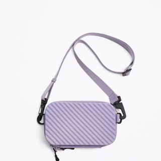 Zara กระเป๋าสะพายไหล่ ทรงซองจดหมาย ทรงสี่เหลี่ยม ระดับไฮเอนด์ ขนาดเล็ก สีม่วง สไตล์สตรีท สําหรับผู้ชาย และผู้หญิง