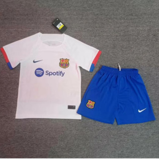 เสื้อกีฬาแขนสั้น ลายทีมชาติฟุตบอล Barcelona Jersey 2023/24 ชุดเยือน สีขาว สําหรับเด็ก