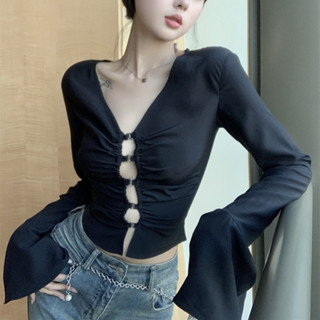 V-neck flared sleeve design, black slimming and sunscreen long sleeved cardigan top