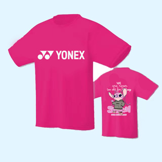 เสื้อกีฬาแบดมินตัน Yonex แบบแห้งเร็ว ระบายอากาศได้ดี พิมพ์ลายการ์ตูน Stitch สไตล์เกาหลีใต้ สําหรับผู้ชาย และผู้หญิง