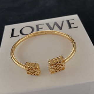 LOEWE สร้อยข้อมือทองเหลือง แบบเปิด แฟชั่นใหม่