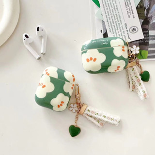 เคสหูฟัง ลายดอกไม้น่ารัก กันน้ํา กันลื่น พร้อมสายโซ่คล้อง สําหรับ AirPods 1 2 Pro Pro 2 3