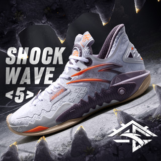 รองเท้าบาสเก็ตบอล ANTA SHOCK WAVE 5 Kyrie Irving 112331106