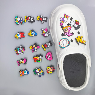 【On Sale】Jibbitz Crocs ใหม่ บักเกิลยาง PVC นิ่ม รูปการ์ตูนดอกไม้น่ารัก อุปกรณ์เสริม สําหรับรองเท้า Charms