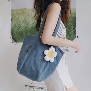 กระเป๋า Denim Canvas ขนาดใหญ่  กระเป๋าสะพายผ้ายีนส์ลายดอกไม้ขนาดเล็ก  กระเป๋าสะพายข้างผู้หญิง  กระเป๋าสะพายแบบพกพา  กระเป๋า Denim TOT  กระเป๋า Canvas Denim  กระเป๋า TOT ไหล่เดี่ยว  กระเป๋าแฟชั่น TOT  กระเป๋าถือ Canvas  กระเป๋ายีนส์ไหล่เดี่ยว