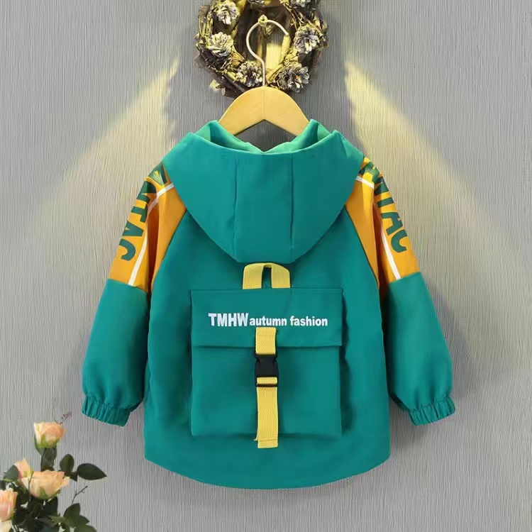 พร้อมส่ง เสื้อแจ็กเก็ตลําลอง ความยาวปานกลาง และใหญ่ มีฮู้ด กันน้ํา สไตล์เกาหลี แฟชั่นฤดูใบไม้ผลิ และฤดูใบไม้ร่วง สําหรับเด็กผู้ชาย 1-6 ปี