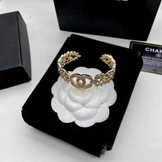 [Fashion Brand] ใหม่ สร้อยข้อมือ รูปม้า c สไตล์เรโทร หรูหรา สําหรับผู้หญิง 2023