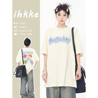 【ihkke】พร้อมส่ง🚀Cotton100%เสื้อยืด เสื้อ oversize สื้อยืดแขนสั้น เปิดไหล่ ผ้าฝ้าย ทรงหลวม สไตล์อเมริกัน สตรีท เหมาะกับฤดูร้อน สําหรับผู้หญิง