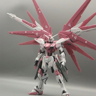 โมเดลกันดั้ม Sakura Pink Free Warrior 1/144