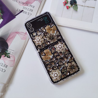 เคสโทรศัพท์มือถือ ประดับโบว์เพชร พลอยเทียม พับได้ สีดํา หรูหรา สําหรับ Samsung Z Flip5 Z Flip4 Z Fold5 Z Fold4 Z Fold3