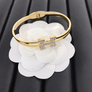 Hermes สร้อยข้อมือ ไทเทเนียมเหล็ก คุณภาพสูง สไตล์ใหม่ หรูหรา สําหรับผู้หญิง102500