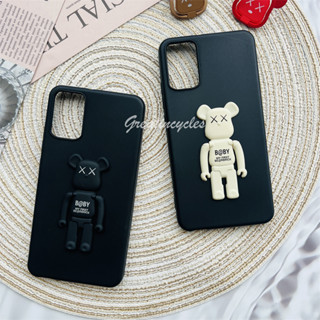 Tcl 403 T431A T431D T431E T431Q T431U เคสโทรศัพท์ TPU นิ่ม ผิวด้าน สีดํา กันตก พร้อมที่วางโทรศัพท์ แบบพับได้ ลายหมีโหด