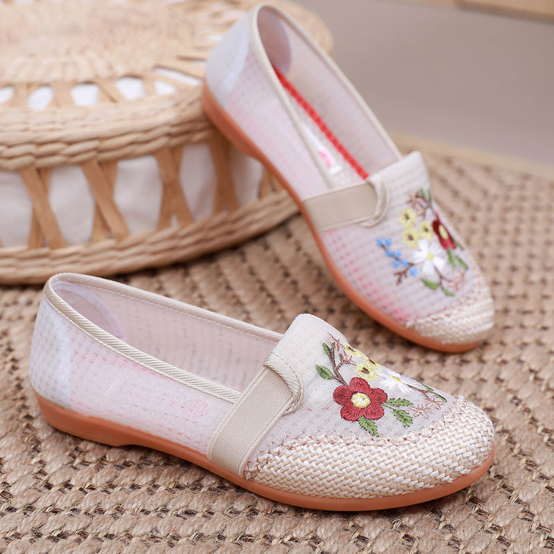 รองเท้าปักดอกไม้ รองเท้าส้นแบนวินเทจ ปักดอกไม้รอบรองเท้า นิ้วเท้า รองเท้าไม่มีส้น รองเท้า นักบัลเล่ต์ น่ารักมาก สวยสบาย - รูปที่ 4