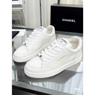 Chanel รองเท้ากีฬาลําลอง ข้อสั้น แบบผูกเชือก สีขาว แฟชั่นสําหรับผู้หญิง