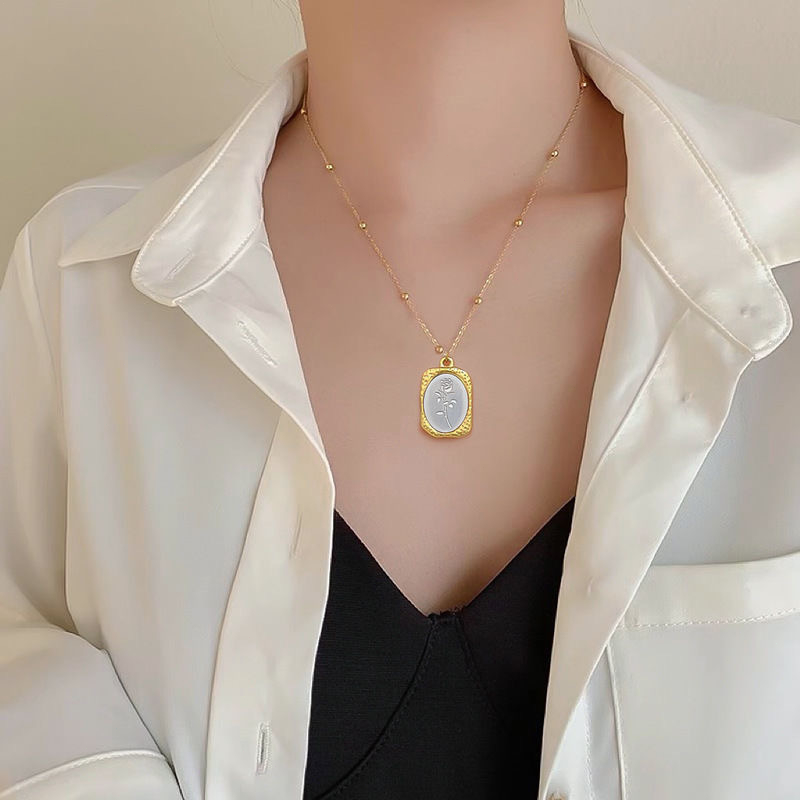 Ht Niche สร้อยคอโซ่สเตนเลส จี้ดอกกุหลาบ สไตล์ยุโรป อเมริกัน ยอดนิยม สําหรับผู้หญิง