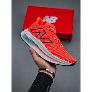 New Balance NB FuelCell Supercomp Trainer V2 NB รองเท้าวิ่งลําลอง น้ําหนักเบา ดูดซับแรงกระแทก 2023