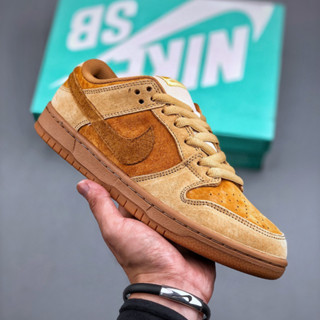 รองเท้ากีฬา รองเท้าสเก็ตบอร์ดลําลอง ข้อต่ํา SB Dunk Low-top  883232-700