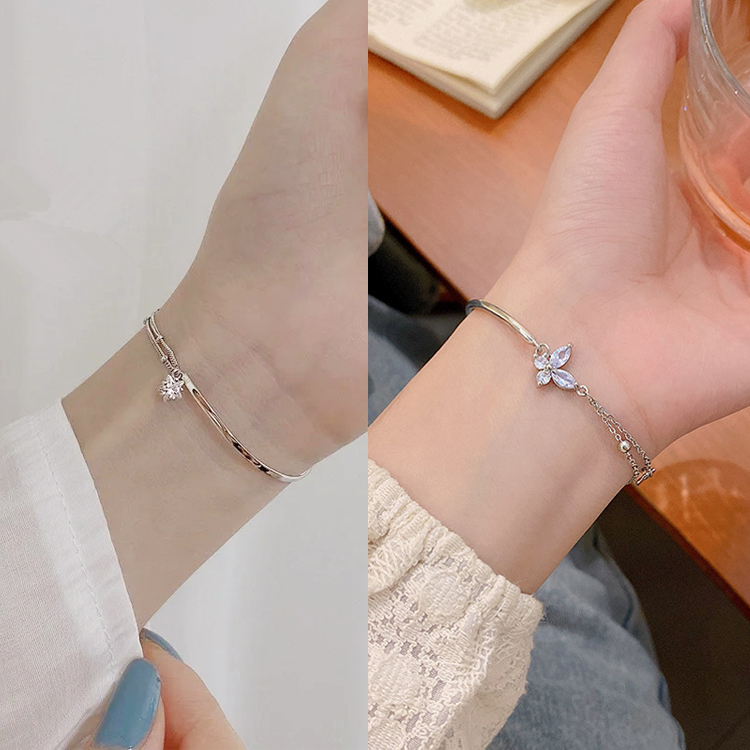เครื่องประดับ สร้อยข้อมือ โลหะผสม รูปดาว ผีเสื้อ ประดับเพชรเทียม แฟชั่นสําหรับผู้หญิง