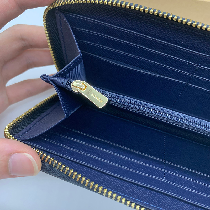 กระเป๋าสตางค์ COACH F25966 หนังแท้ 100% ใบยาว ลายสก๊อต มีซิป สําหรับผู้หญิง