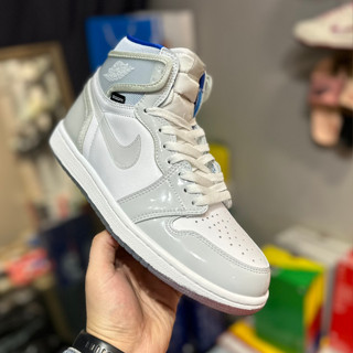 Air Jordan 1 Zoom R2T Racer รองเท้าผ้าใบลําลอง สีฟ้า เหมาะกับการเล่นกีฬา CK6637-104