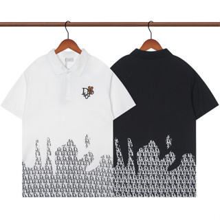 Di0r เสื้อโปโล แขนสั้น ผ้าฝ้าย ปักลาย แฟชั่น สําหรับทุกเพศ