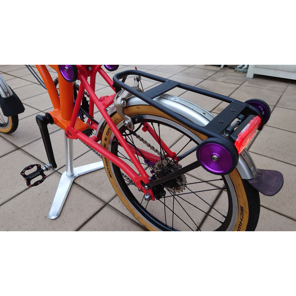 แร็คด้านหลัง อลูมิเนียม ขนาดเล็ก พร้อมตัวยึดสะท้อนแสง สําหรับ Brompton รุ่น 5 (H&H)
