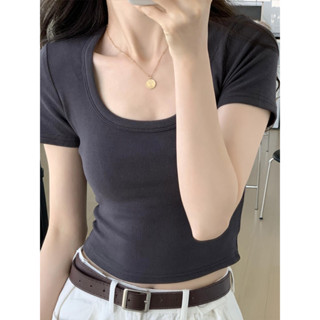 พร้อมส่ง🔥 ขายดี เสื้อยืดครอป แขนสั้น คอยู เซ็กซี่ ฤดูร้อน สําหรับผู้หญิง