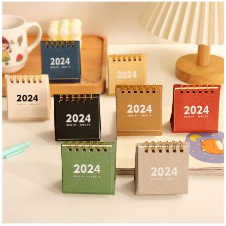 1pc ปฏิทินตั้งโต๊ะ ขนาดเล็ก แบบพกพา สร้างสรรค์ สําหรับนักเรียน 2024