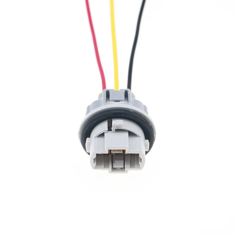 ฐานหลอดไฟเบรก สําหรับ Toyota T20 7443 3157