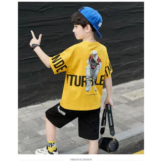 [เตรียมส่ง] ชุดเสื้อผ้าแฟชั่น สองชิ้น ใส่สบาย สองชิ้น สําหรับเด็กผู้ชาย อายุ 4-12 ปี