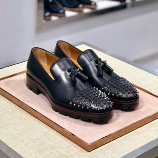 CHRISTIAN LOUBOUTIN รองเท้าหนังลําลอง สวมหุ้มข้อ สําหรับผู้ชาย สีแดง สไตล์คริสเตียน ระดับไฮเอนด์