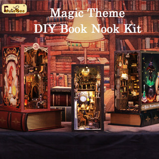 CUTEBEE ธีมมายากล DIY Book Nook Kit ที่กั้นหนังสือDIY บ้านตุ๊กตา บ้านของเล่น พร้อมฝาครอบกันฝุ่น