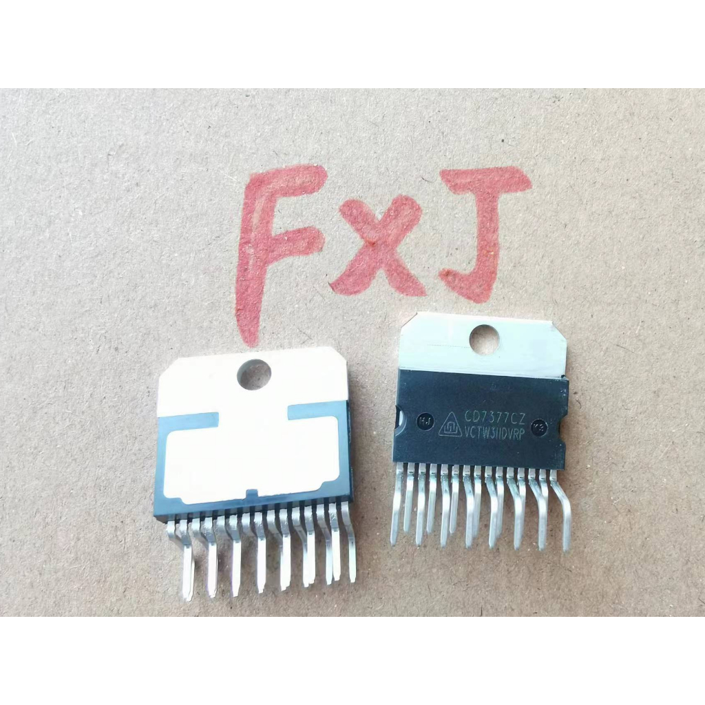 CD7377CZ ยี่ห้อใหม่ CD7377 เครื่องขยายเสียงชิป IC แบบบูรณาการบล็อก ZIP15