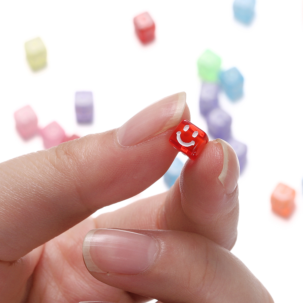 St.kunkka ลูกปัดอะคริลิค ทรงสี่เหลี่ยม ลายหน้ายิ้ม 6 มม. คละสี สําหรับทําเครื่องประดับ สร้อยคอ สร้อยข้อมือ DIY 50-100 ชิ้น - รูปที่ 5