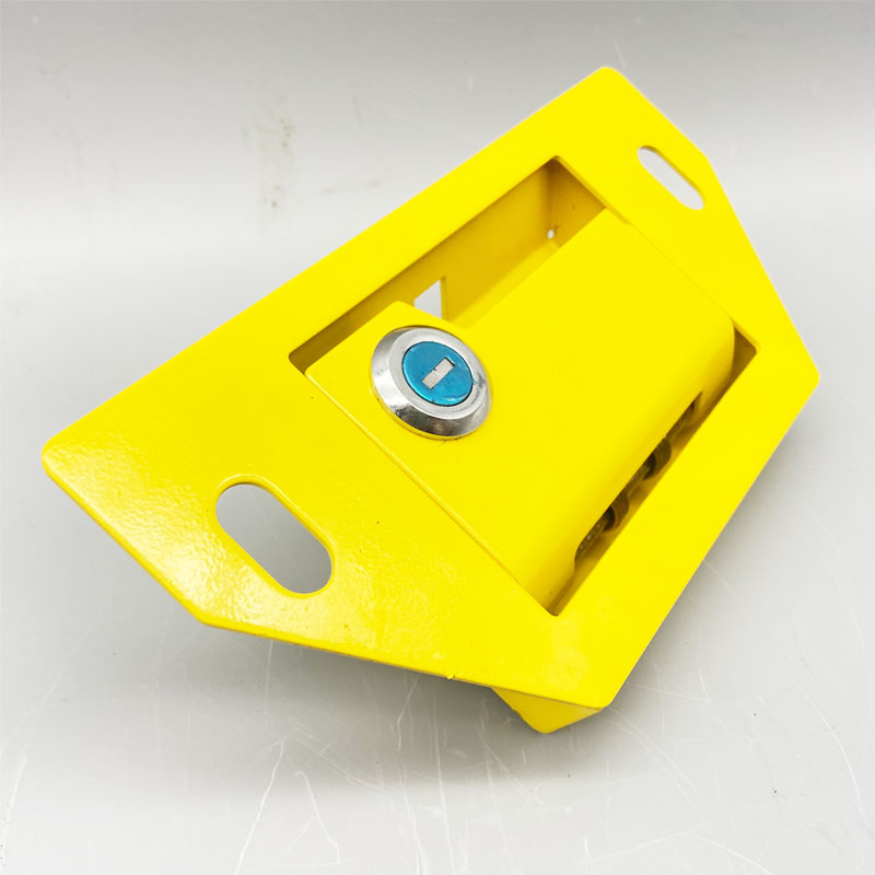 Komatsu Excavator Parts PC-7 PC60-7 ฝาครอบเครื่องยนต์ล็อค PC56-7 ด้านหลังกล่องล็อคฝาหลังล็อค Hood ล็