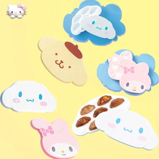 ❉ Sanrio Kawaii ถาดแม่พิมพ์ทําน้ําแข็ง 7 หลุม รูปทรงการ์ตูน Pp พร้อมฝาปิด เครื่องมือห้องครัว