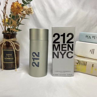 (100ml) Carolina Herrera 212 Sporting City Mens eau de toilette Carolina Herrera 212 Carolina Sports City น้ําหอม สําหรับผู้ชาย สีเงิน 100 มล.