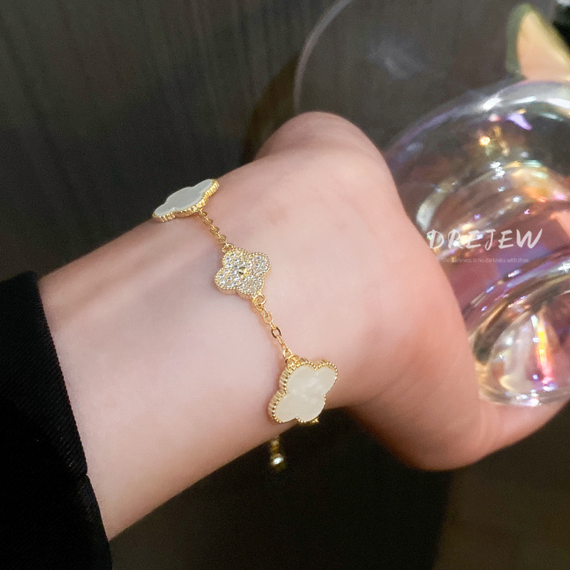 DREJEW สร้อยข้อมือ ทอง 18K ประดับเพทาย ลายดอกไม้ ขนาดเล็ก หรูหรา เรียบง่าย สําหรับผู้หญิง