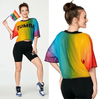 Zumba 2023 ZUMBA เสื้อยืดลําลอง ผ้าตาข่าย สีรุ้ง สําหรับสตรี เหมาะกับการเล่นฟิตเนส เล่นกีฬา MLB01 Z1T00 0477