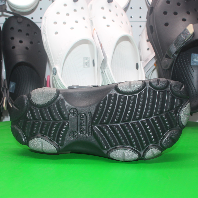 ต้นฉบับ 100% croc s รองเท้าผู้ชายรองเท้าแตะผู้หญิงขนาดใหญ่ 206340