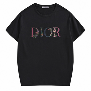 Di0r เสื้อยืดลําลอง ผ้าฝ้าย แขนสั้น คอกลม พิมพ์ลาย แฟชั่นสําหรับผู้ชาย และผู้หญิง