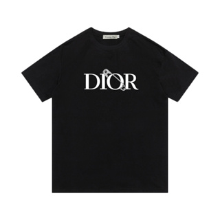 Di0r เสื้อยืดลําลอง ผ้าฝ้าย แขนสั้น คอกลม พิมพ์ลาย แฟชั่นสําหรับผู้ชาย และผู้หญิง