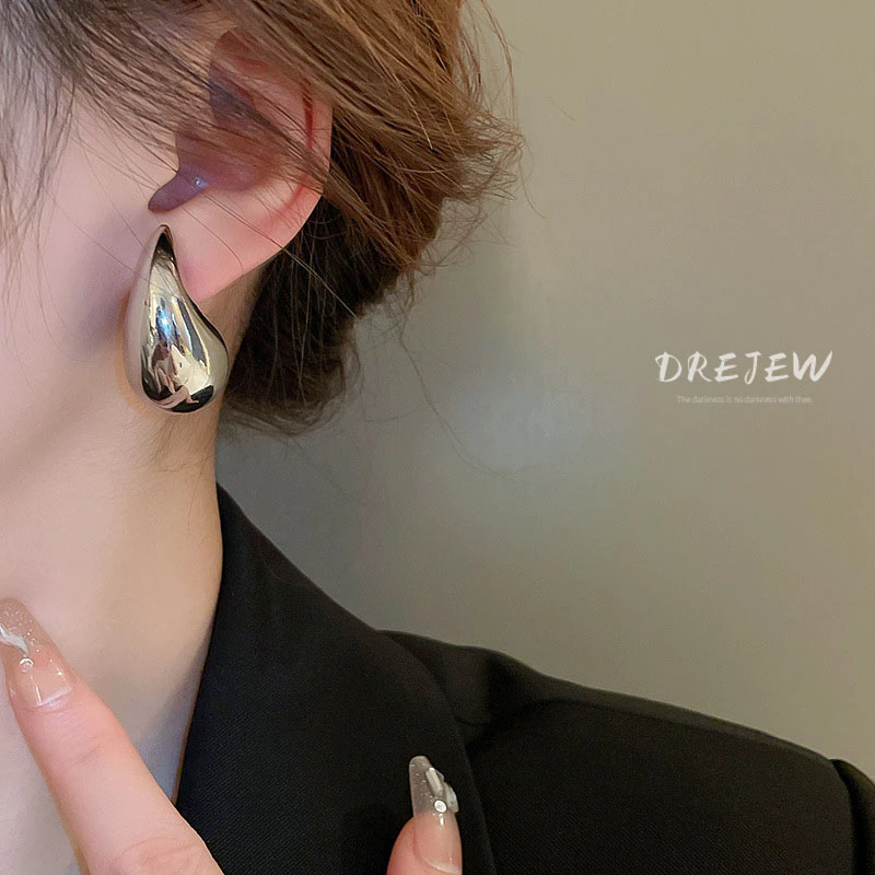 DREJEW ต่างหูเงิน 925 จี้หยดน้ำ มินิมอล สไตล์ยุโรป thumbnail 9