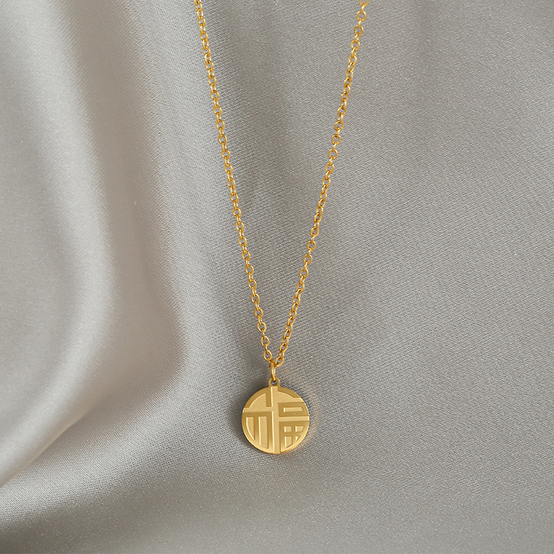 Ht ไทเทเนียมเหล็ก Non-Fading Four-Leaf Clover องค์ประกอบสร้อยคอผู้หญิงหรูหราสแตนเลสชุบ 18K Gold เครื่องประดับ